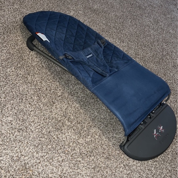 Midnight blue baby bjorn bouncer - Picture 4 of 5